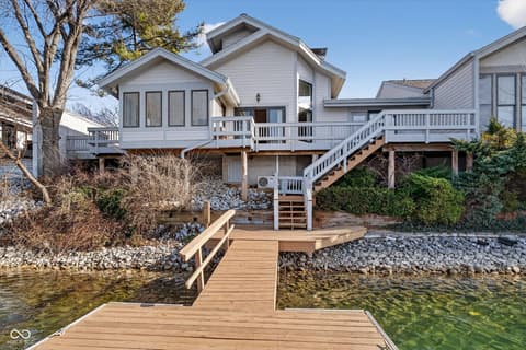 Photo of 8002 Dean Road, Indianapolis, IN