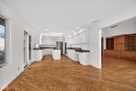 Photo of 8002 Dean Road, Indianapolis, IN