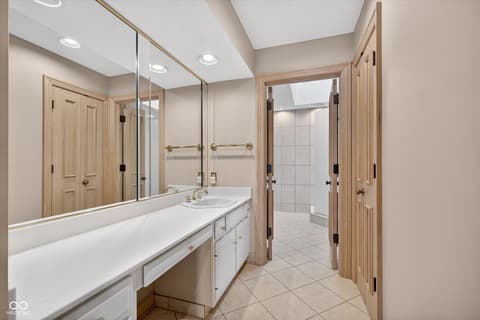 Photo of 8002 Dean Road, Indianapolis, IN