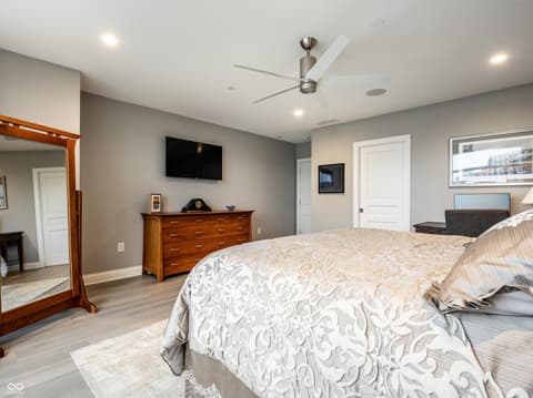 Primary bedroom at 333 Massachusetts Avenue, Indianapolis, IN