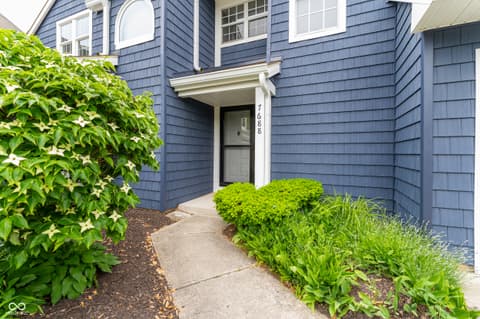 7688 Harbour Isle