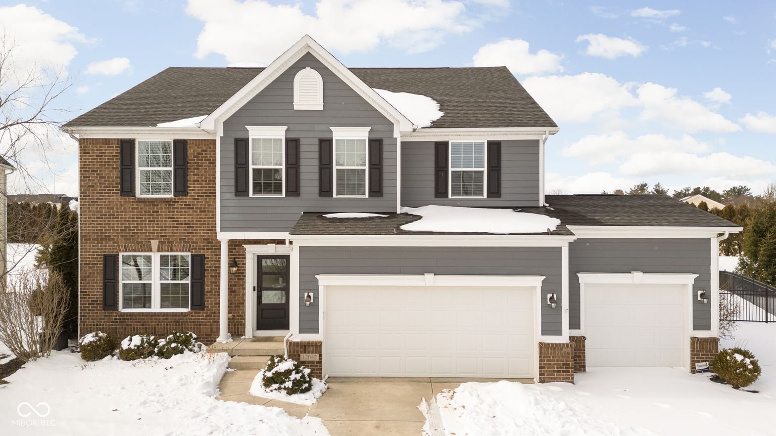 Photo of 12042 Eagletree Court, Zionsville, IN