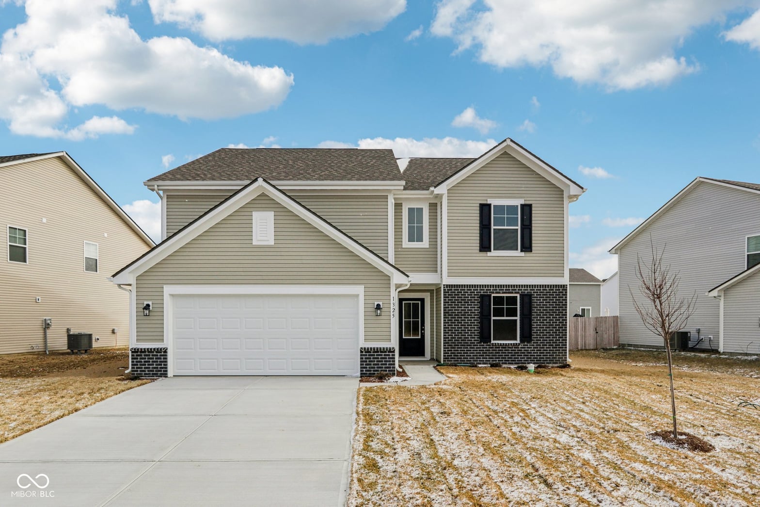 Front exterior at 1325 Noel Trace Road, Danville, IN