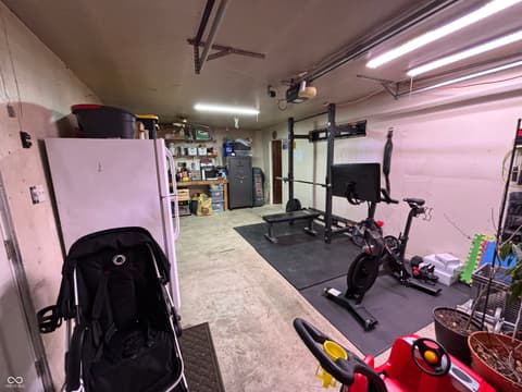 Garage at 655 Birch Street, Westfield, IN