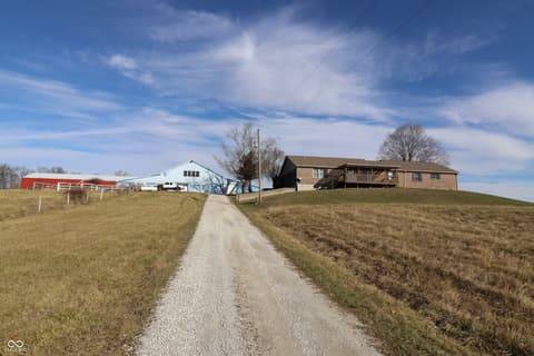 1426 W County Road 1300 N