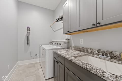 Laundry room at 17127 Andry Court, Westfield, IN