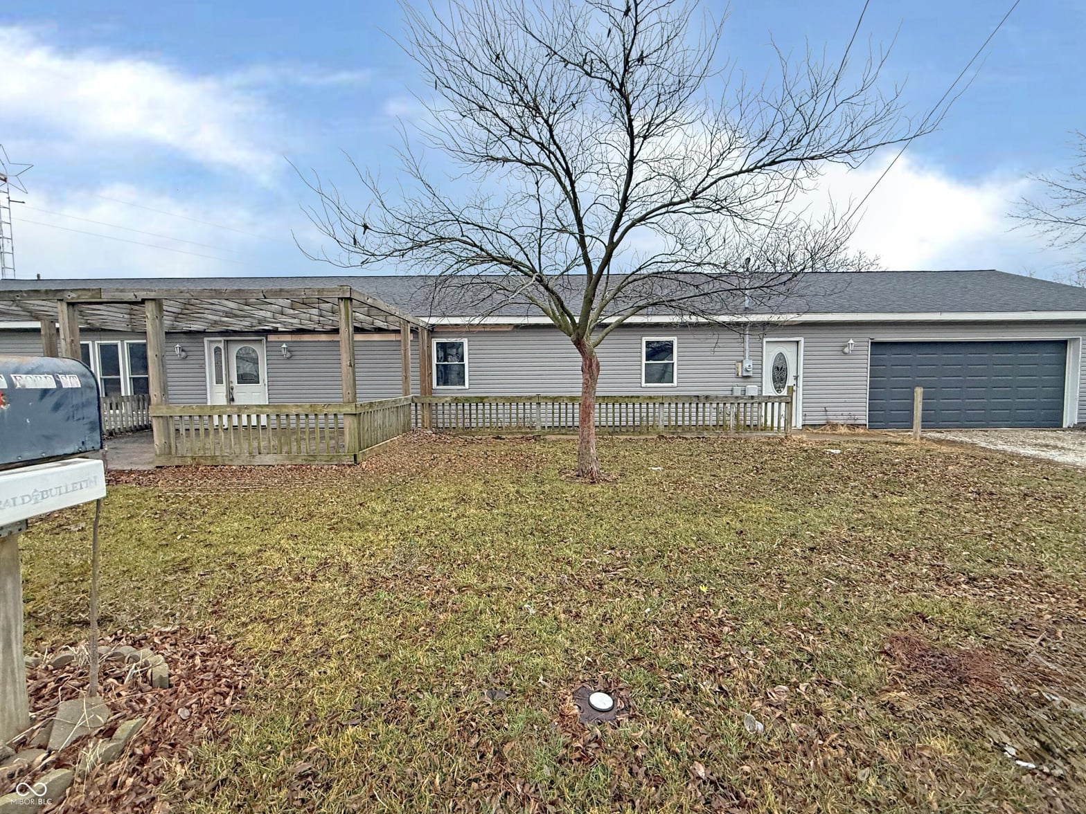 Photo of 127 S Ford Street, Hartford City, IN