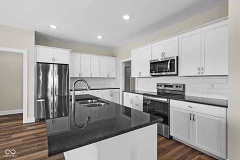 Photo of 6207 Preserve Way, McCordsville, IN