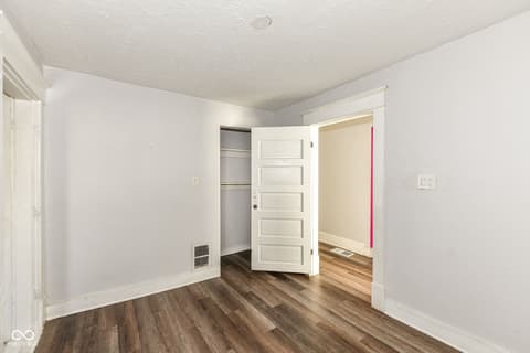 Photo of 501 N Dequincy Street, Indianapolis, IN