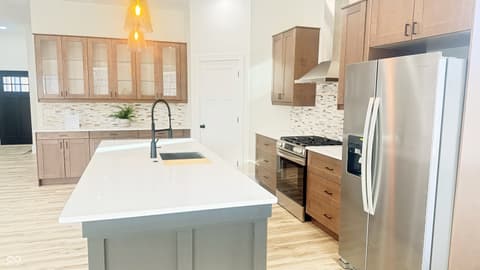 Photo of 711 N Fenton Avenue, Indianapolis, IN
