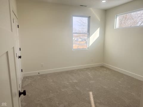 Photo of 711 N Fenton Avenue, Indianapolis, IN