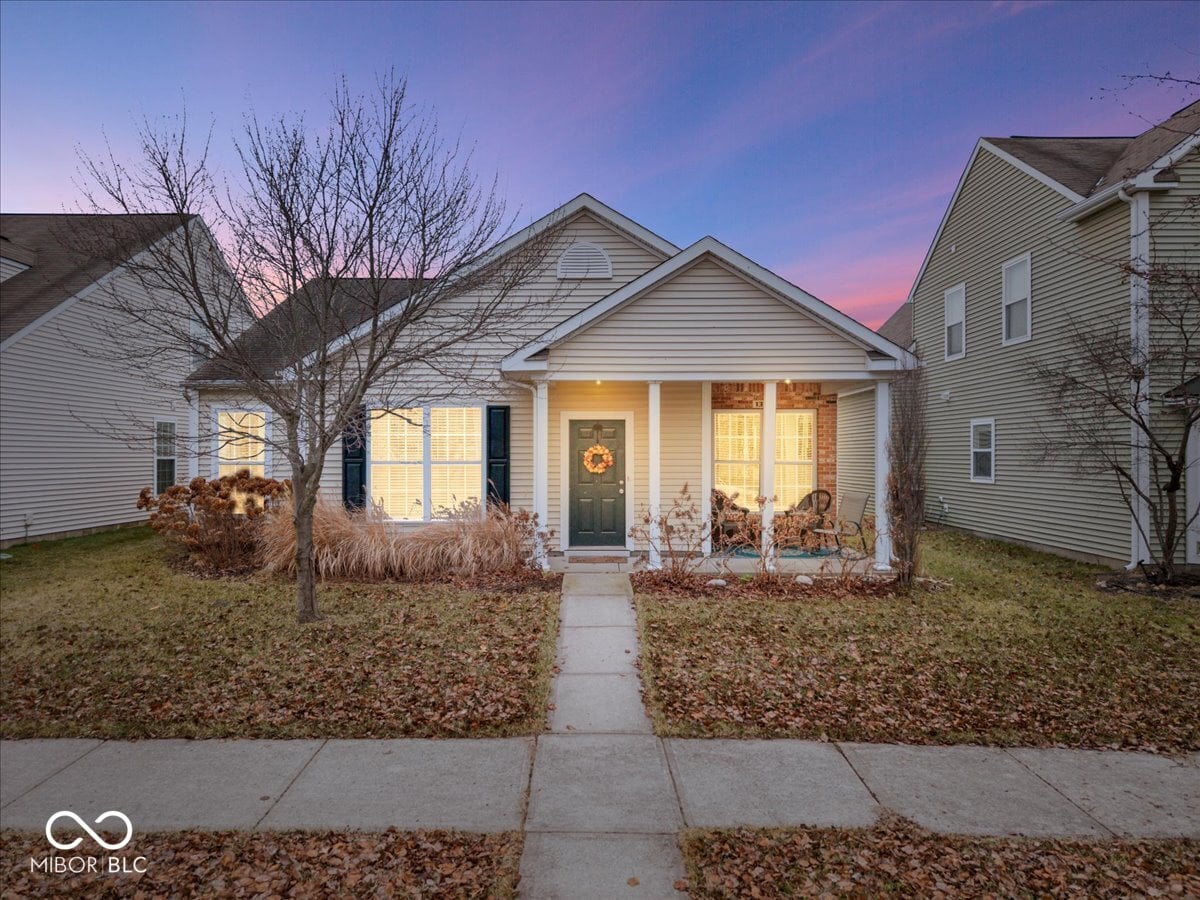 Front exterior at 13115 N Elster Way, Fishers, IN