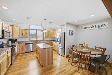 Photo of 872 S Colorado Street, Rushville, IN