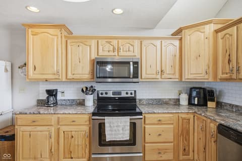 Photo of 872 S Colorado Street, Rushville, IN