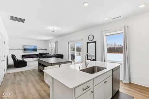 Photo of 10276 Samerton Lane, Indianapolis, IN