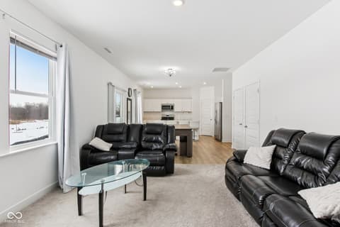Photo of 10276 Samerton Lane, Indianapolis, IN