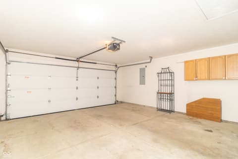 Garage at 1781 Stonewall Circle, Greenfield, IN