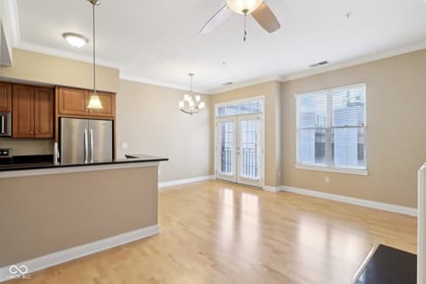 Photo of 355 E Ohio Street, Indianapolis, IN