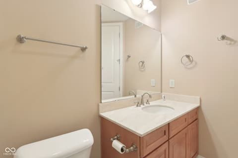Photo of 355 E Ohio Street, Indianapolis, IN