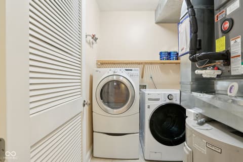 Photo of 355 E Ohio Street, Indianapolis, IN