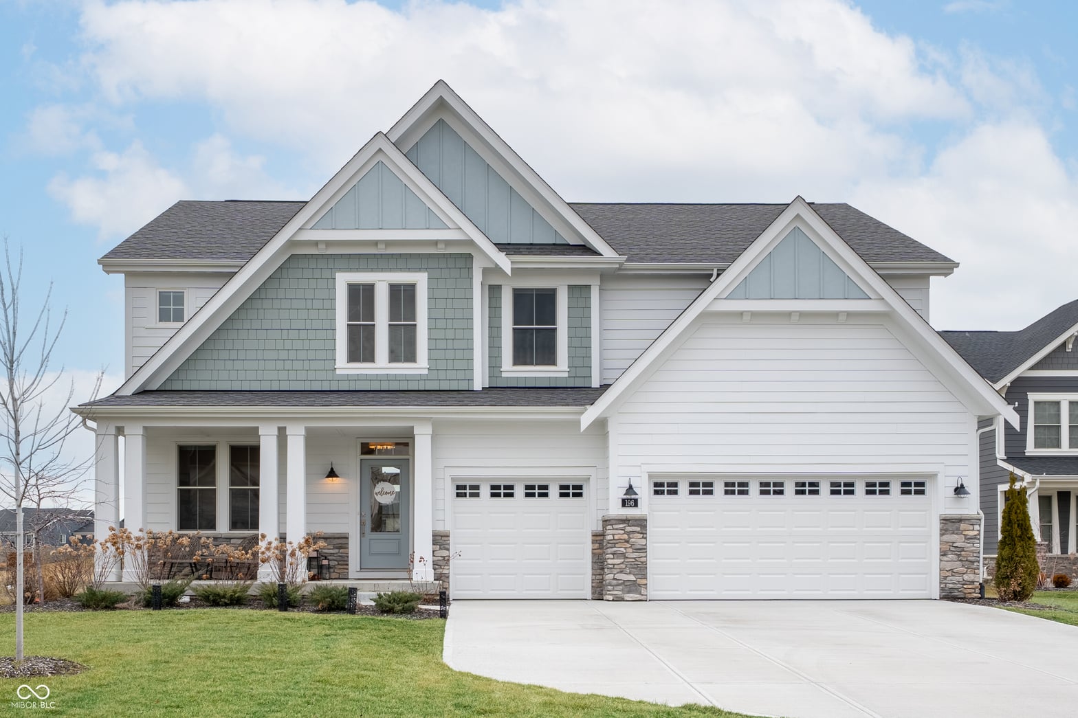 Photo of 196 Oakhurst Way, Westfield, IN