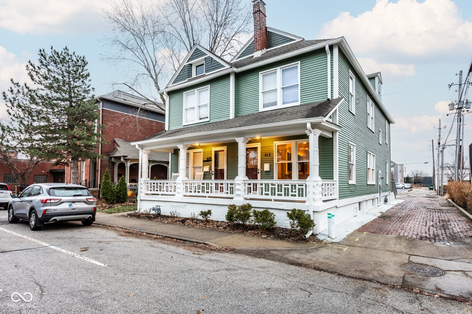 Photo of 613 E New York Street, Indianapolis, IN