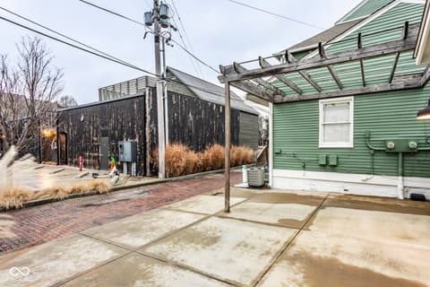 Photo of 613 E New York Street, Indianapolis, IN
