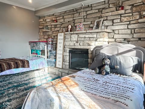 Photo of 1058 N Sandy Hook Road, Paoli, IN