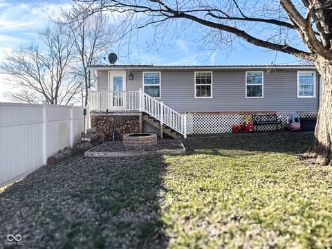 Photo of 1058 N Sandy Hook Road, Paoli, IN