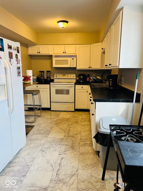 Photo of 1121 N Belleview Place, Indianapolis, IN