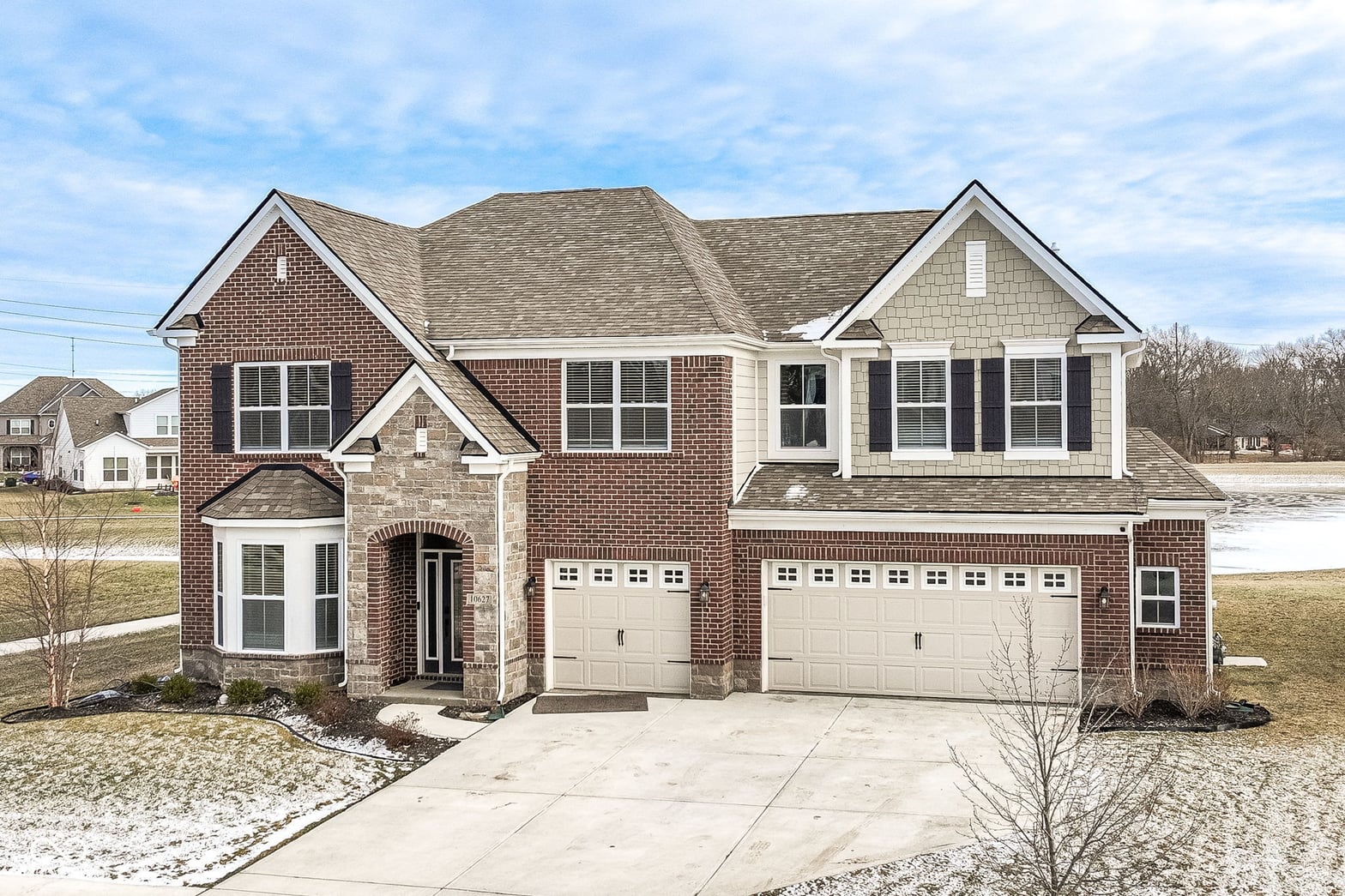 Front exterior at 10627 Oak Bend Boulevard, Indianapolis, IN