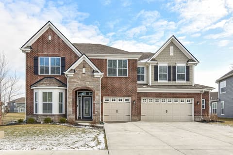 Front exterior at 10627 Oak Bend Boulevard, Indianapolis, IN