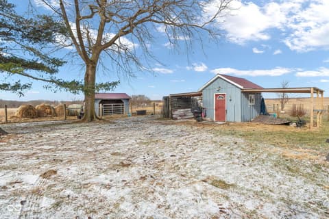 Photo of 10886 N Us Highway 231, Roachdale, IN