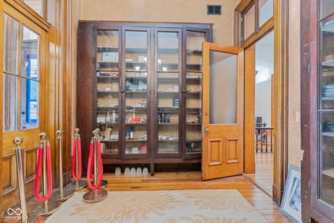 Photo of 217 E Main Street, Madison, IN