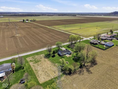 Photo of 5825 Blue Bluff Road, Martinsville, IN