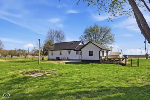 Photo of 5825 Blue Bluff Road, Martinsville, IN