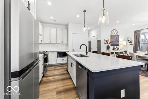 Photo of 1053 W 18th Street, Indianapolis, IN