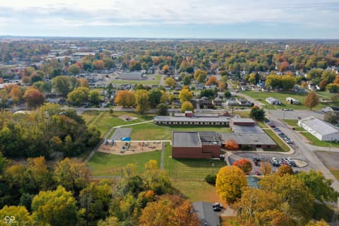 Photo of 601 Sherwood Drive, Crawfordsville, IN