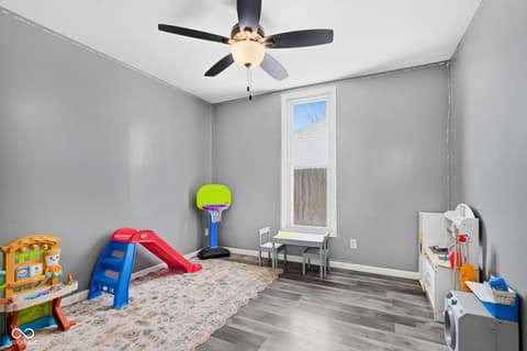 Bedroom at 909 S A Street, Elwood, IN