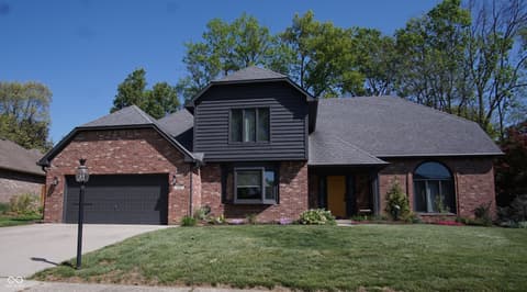 Front exterior at 375 Nottinghill Court, Indianapolis, IN