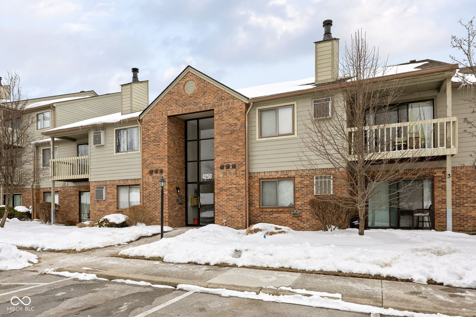 Photo of 4250 Village Parkway Circle E, Indianapolis, IN