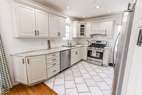 Photo of 2428 McLeay Drive, Indianapolis, IN