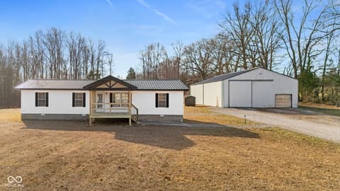 928 S Bloomington Trail Road