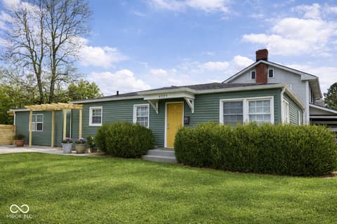 4329 Sunset Avenue
