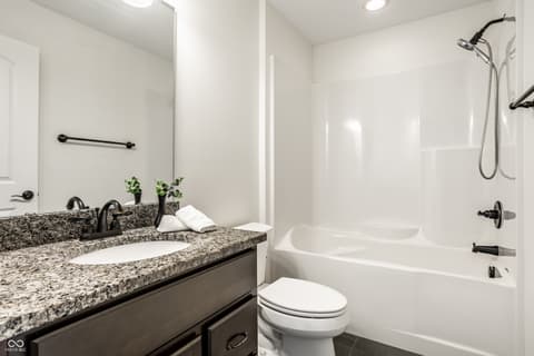 Primary bathroom at 13429 Boxelder Court, Carmel, IN