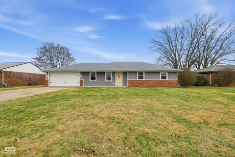 827 Country Lane