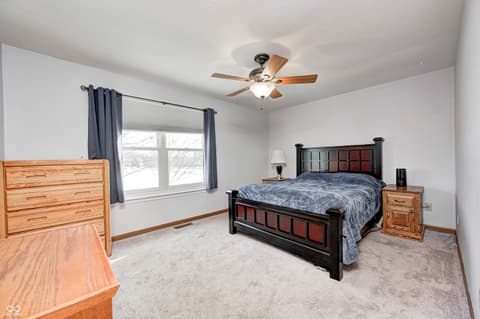 Photo of 555 Hyannis Drive, Avon, IN