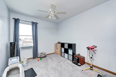 Photo of 555 Hyannis Drive, Avon, IN