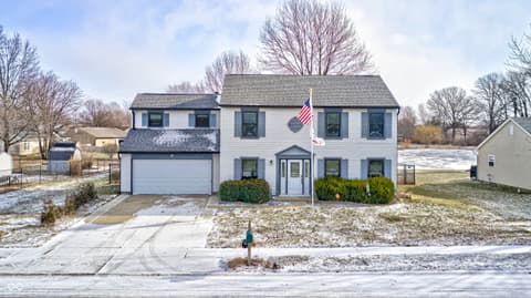 Photo of 555 Hyannis Drive, Avon, IN