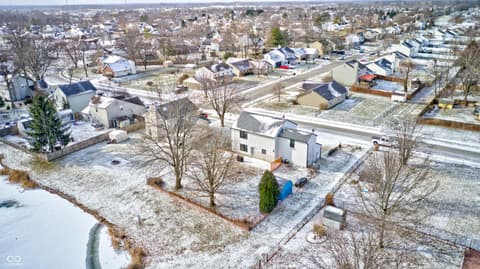 Photo of 555 Hyannis Drive, Avon, IN